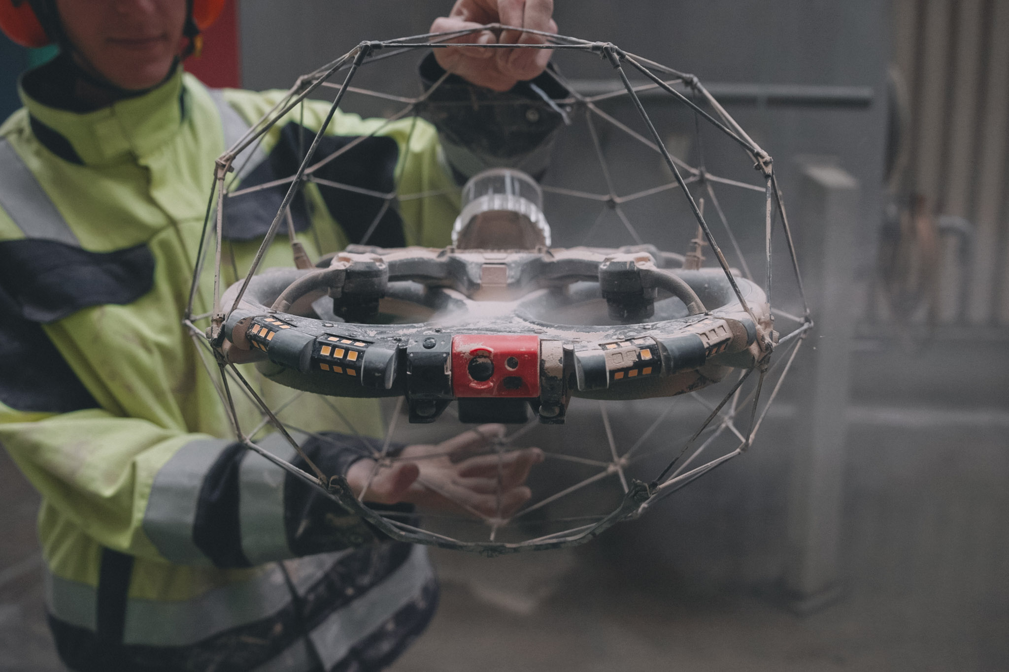 Drone som er resistent overfor støv og aske