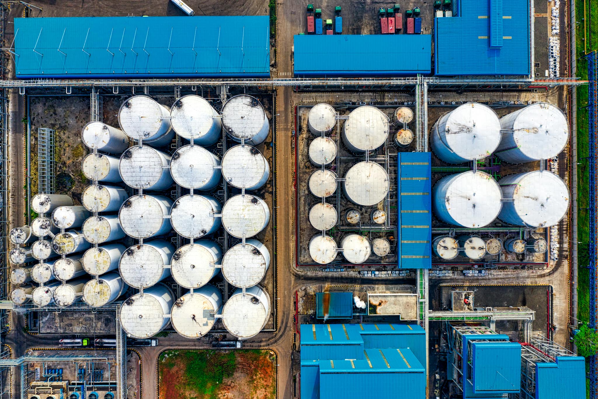 Droner til gas og olie søgning på gasrør og ved raffinaderier