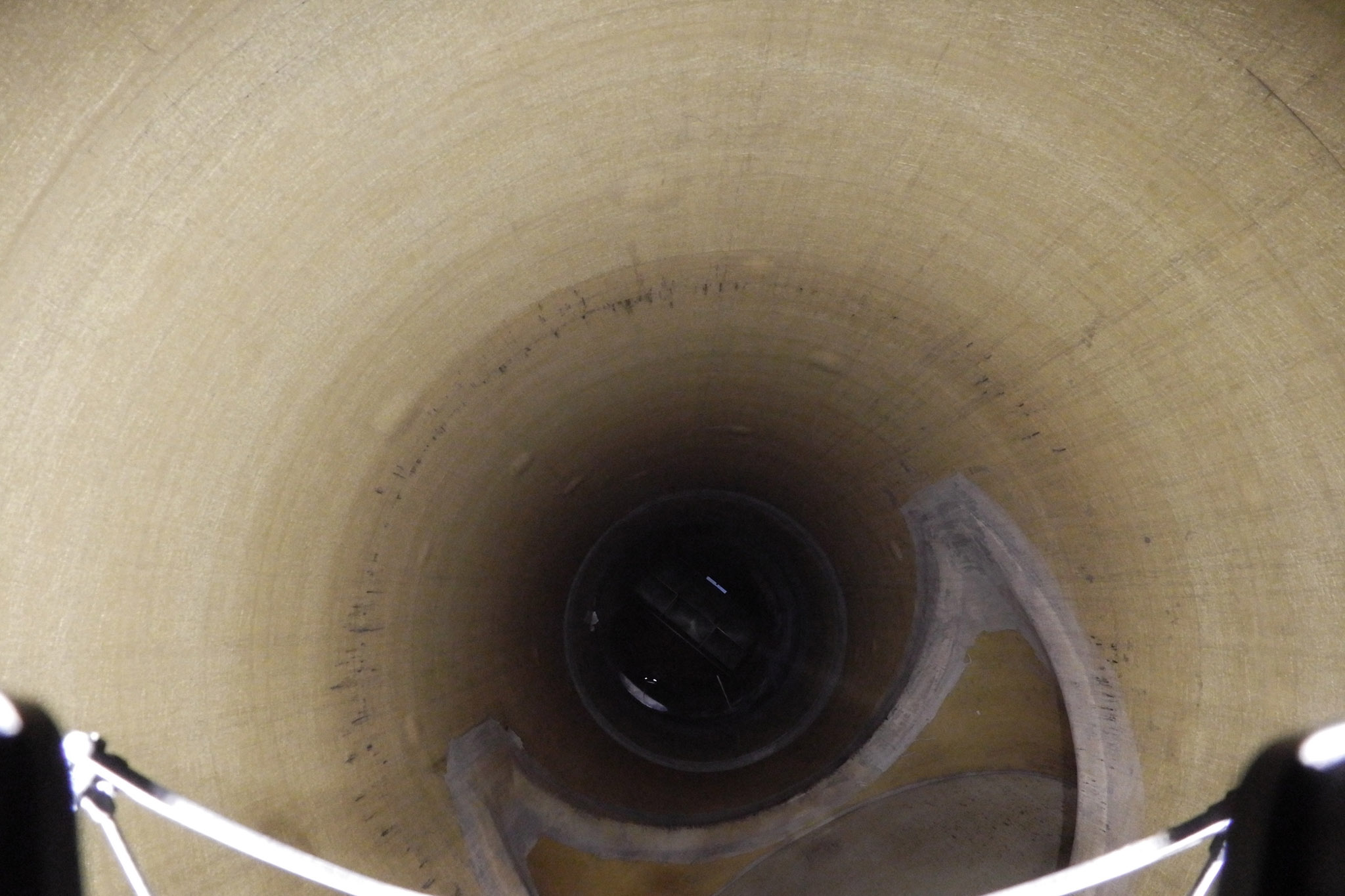 Glasfiber kanal til røggas foto med drone